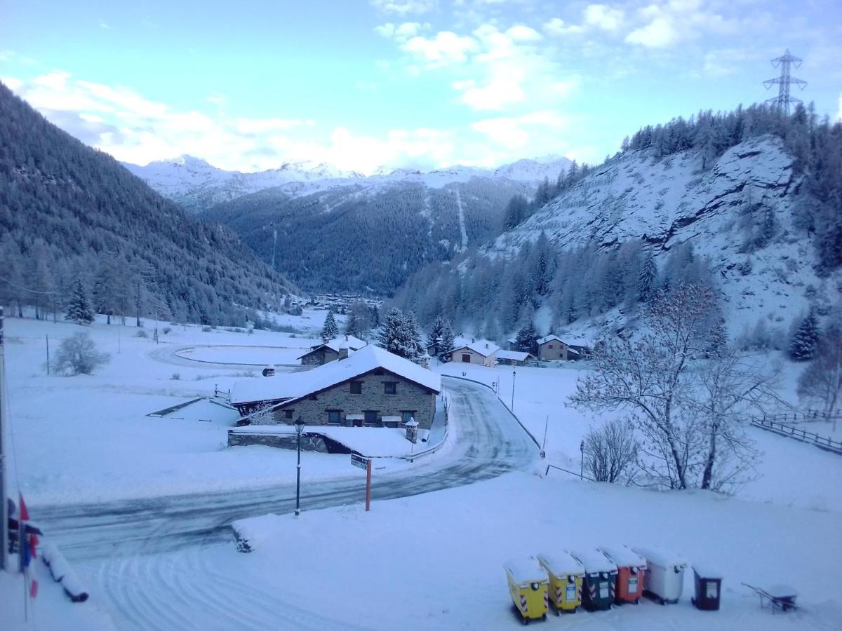 Hotel Les Granges ラ・トゥイール エクステリア 写真