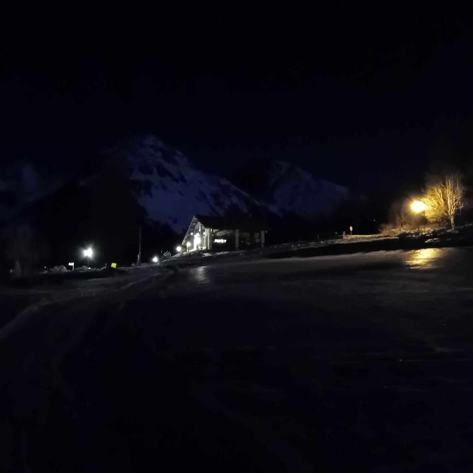 Hotel Les Granges ラ・トゥイール エクステリア 写真